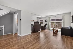 2553 Bristol Terrace, Saint Joseph, MI 49085 - Photo 3