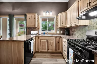 3240 Sunrise Street SE, Grand Rapids, MI 49508 - Photo 13