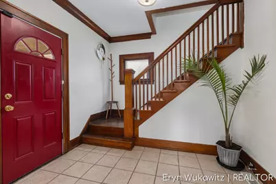 1038 Widdicomb Avenue NW, Grand Rapids, MI 49504 - Photo 3