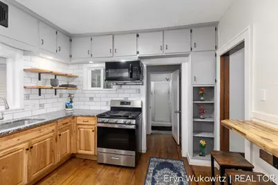 1038 Widdicomb Avenue NW, Grand Rapids, MI 49504 - Photo 13