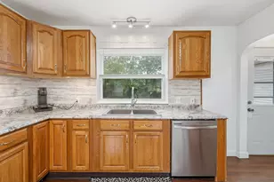 4826 Burt Ave, Grand Ledge, MI 48837 - Photo 13