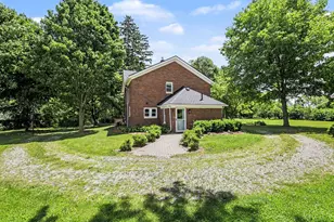 2663 N Harris Rd, Ypsilanti, MI 48198 - Photo 3