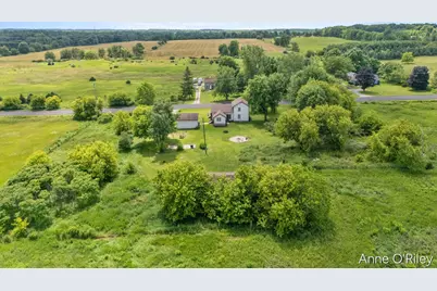 2811 E Vermontville Highway, Charlotte, MI 48813 - Photo 33
