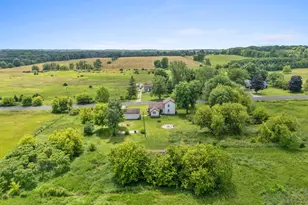2811 E Vermontville Hwy, Charlotte, MI 48813 - Photo 33