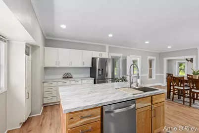 2811 E Vermontville Highway, Charlotte, MI 48813 - Photo 3
