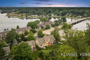 17528 N Fruitport Rd, Spring Lake, MI 49456 - Photo 3