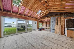 50756 Garrett Rd, Dowagiac, MI 49047 - Photo 9