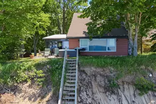 4616 W Fox Farm Rd, Manistee, MI 49660 - Photo 19