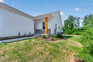 146 Ashley Ct, Brooklyn, MI 49230 - Photo 5