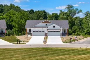 146 Ashley Ct, Brooklyn, MI 49230 - Photo 3