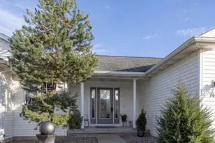 7058 Shady Knoll Dr SE, Caledonia, MI 49316 - Photo 3