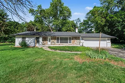 24900 N Cromwell Drive, Franklin, MI 48025 - Photo 1