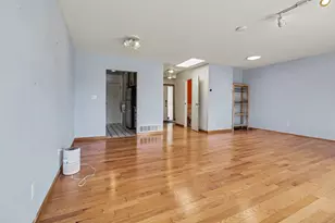761 Skynob Dr, Ann Arbor, MI 48105 - Photo 5