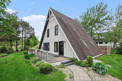 540 East Drive, South Haven, MI 49090 - Photo 1