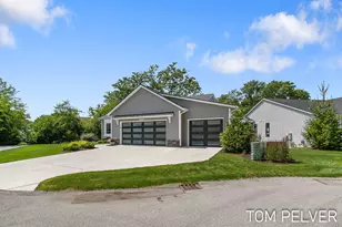5659 VandeBunte Ct, Hudsonville, MI 49426 - Photo 3