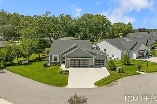 5659 VandeBunte Ct, Hudsonville, MI 49426 - Photo 15