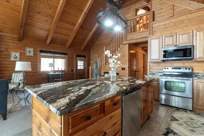 9715 Woodlawn Drive, Portage, MI 49002 - Photo 7