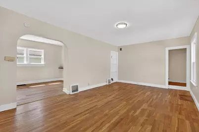 1047 Eastern Avenue NE, Grand Rapids, MI 49503 - Photo 9