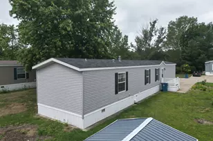 9020 4 Winds Ln W, West Olive, MI 49460 - Photo 3