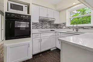 2728 Yost Blvd, Ann Arbor, MI 48104 - Photo 15