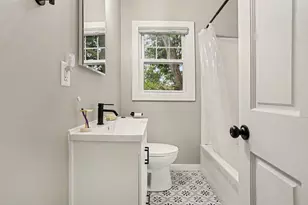 46 N 27th St, Battle Creek, MI 49015 - Photo 9