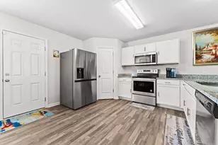 16901 Aberdeen Dr, Romulus, MI 48174 - Photo 11