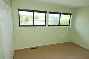 684 Peninsula Ct, Ann Arbor, MI 48105 - Photo 25