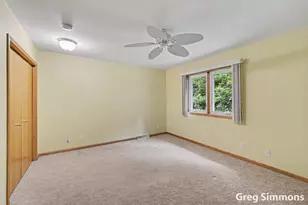 2579 Falcon Pointe Dr NW, Grand Rapids, MI 49534 - Photo 15