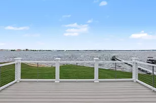 1019 Moorings Ct, Muskegon, MI 49445 - Photo 5