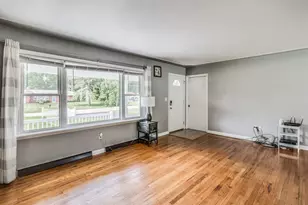 344 Lakeshore Dr, Battle Creek, MI 49015 - Photo 7