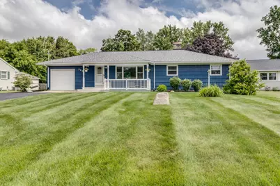 344 Lakeshore Drive, Battle Creek, MI 49015 - Photo 1