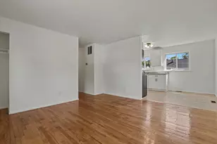 1302 Commonwealth Ave, Ypsilanti, MI 48198 - Photo 3