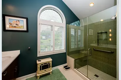 1810 Lakeshore Drive #7, Saint Joseph, MI 49085 - Photo 17