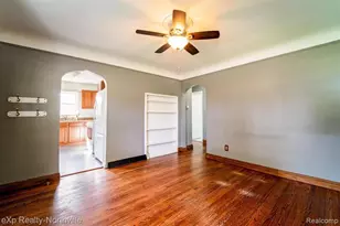 17405 Anne Ave, Allen Park, MI 48101 - Photo 5