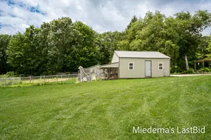 12915 Cassidy Rd, Bellevue, MI 49021 - Photo 7