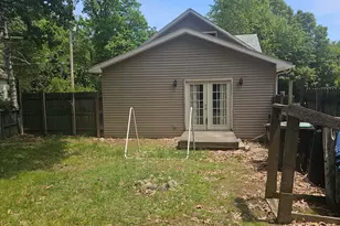 907 N Albion St, Albion, MI 49224 - Photo 5
