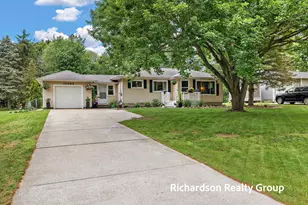 15089 178th Ave, Grand Haven, MI 49417 - Photo 5