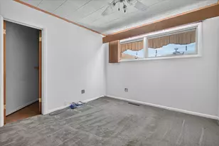 1051 Sylvan Rd, Benton Harbor, MI 49022 - Photo 15