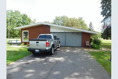 26150 Barbados Road, Farmington, MI 48335 - Photo 37