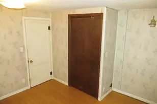 25012 Kenneth Ave, Edwardsburg, MI 49112 - Photo 19