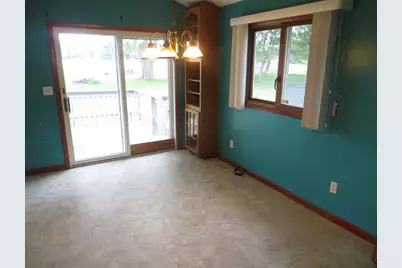 25012 Kenneth Avenue, Edwardsburg, MI 49112 - Photo 5