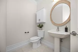 22273 Abington Dr, Farmington Hills, MI 48335 - Photo 17