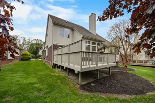 22273 Abington Dr, Farmington Hills, MI 48335 - Photo 9