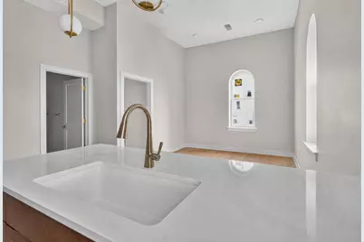 101 Monroe Street #4, Brooklyn, MI 49230 - Photo 5