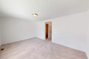 2713 Bristol Rdg Dr, Ann Arbor, MI 48105 - Photo 11