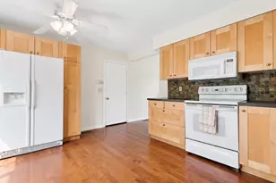 413 Argyle Ct, Milan, MI 48160 - Photo 5