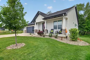 10597 Sharon Lee Ln, Portage, MI 49024 - Photo 3