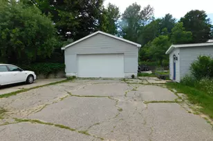 11518 Chippewa Hwy, Bear Lake, MI 49614 - Photo 7