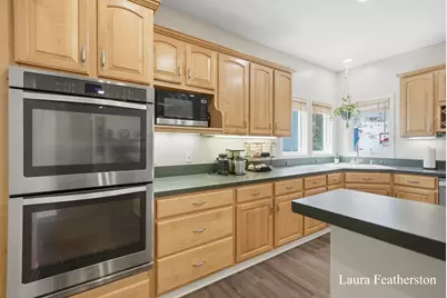 2291 Burton Pines Drive SE, Grand Rapids, MI 49546 - Photo 11