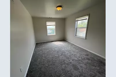 28033 Rosemont Street, Roseville, MI 48066 - Photo 9